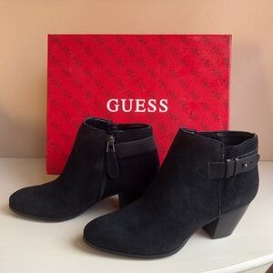 New GUESS Black Suede Booties - Size 6